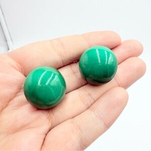 Vintage 80s Green Enamel Stud Clip on Earrings